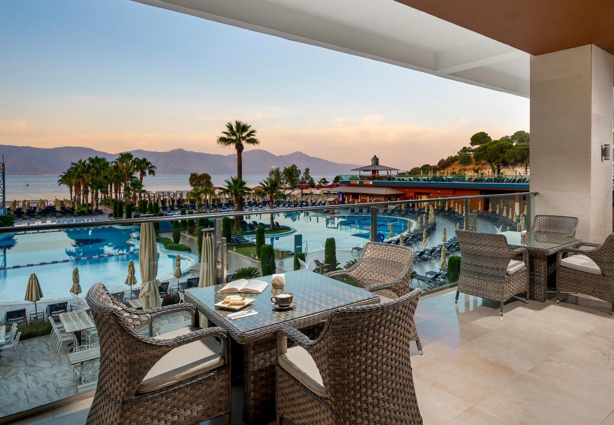 Liberty Kusadasi Exterior photo